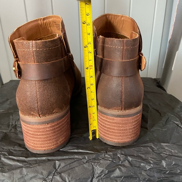 NIB Korks Sonya Distressed Leather Boot - Picture 6 of 10